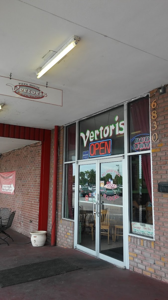 Vertoris Pizza House